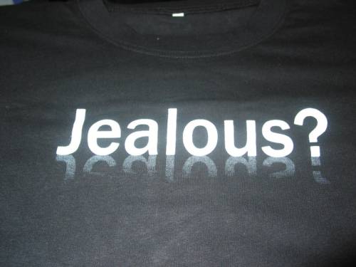 圖片:teejealous.jpg